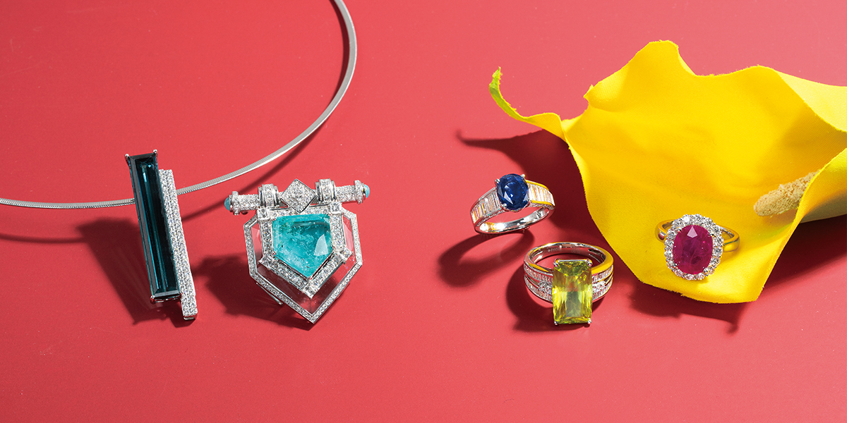 どんぐりです。パライバトルマリン The Rare Gems」パライバトルマリンやアウイナイトのジュエリー